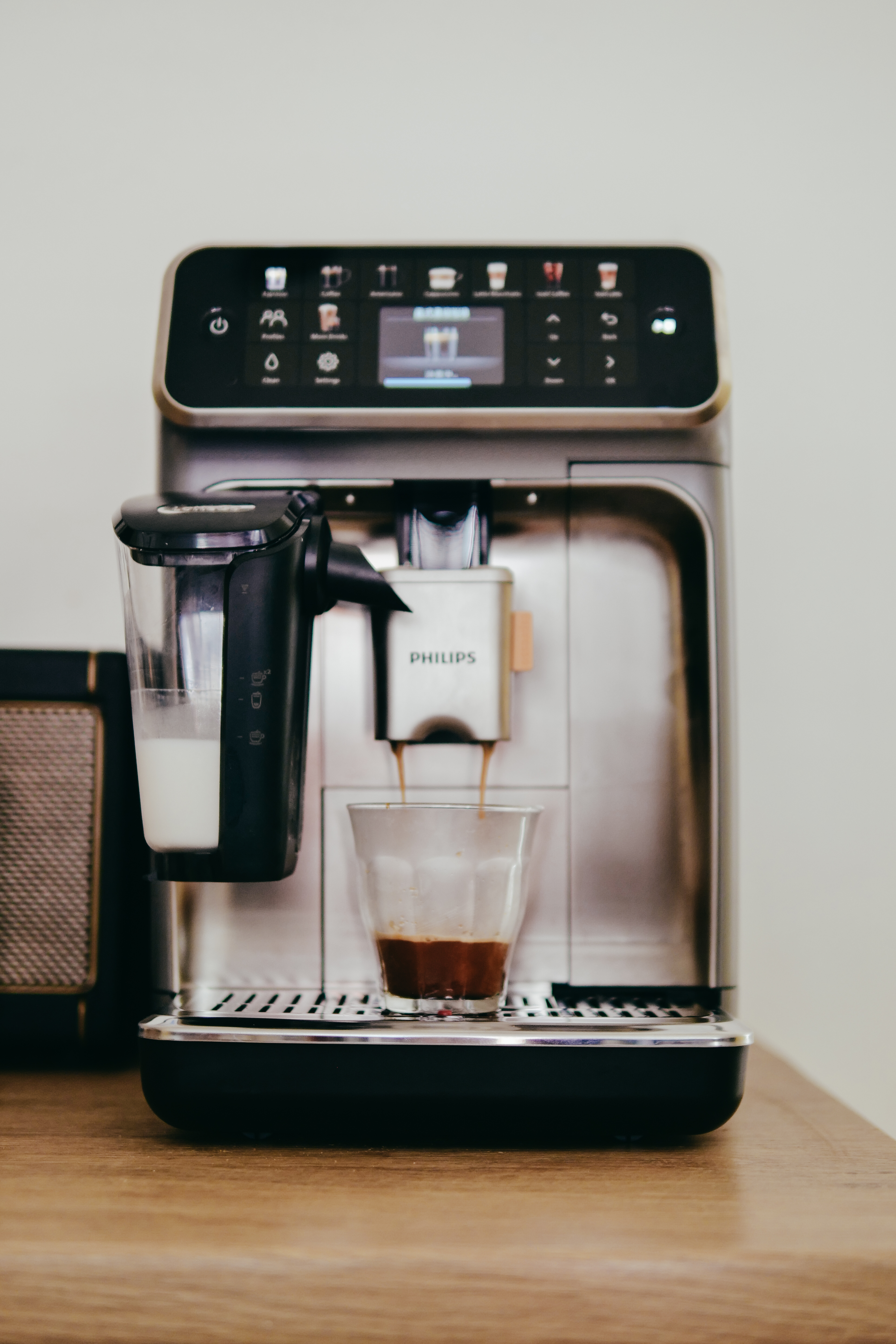 飛利浦 5547 系列 LatteGo 整個開機只需要 3 秒的時間